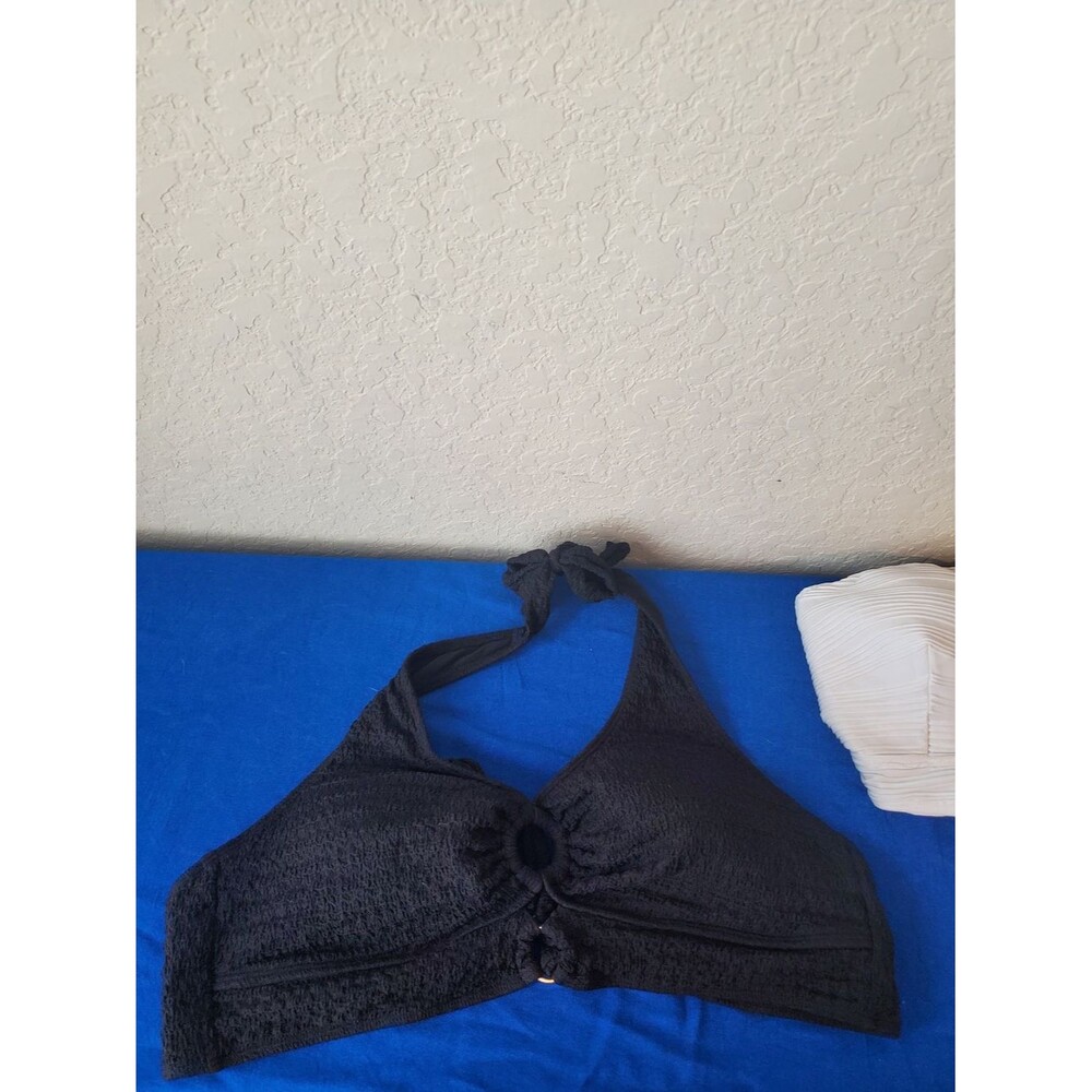 Lot of 2 Halter Bikini Tops 2XL Black Crochet O-Ring White Ribbed Pleated Swim - Picture 4 of 6